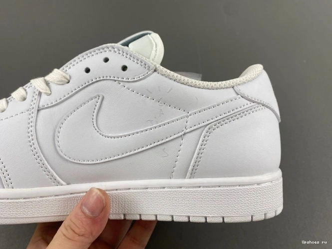 LOW TRAVIS 1 DM7866-292 RETRO SP OG JORDAN SCOTT 0830